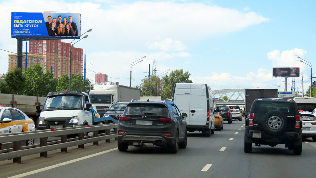 Ленинградское шоссе 21км+170м (2км+470м от МКАД) Слева