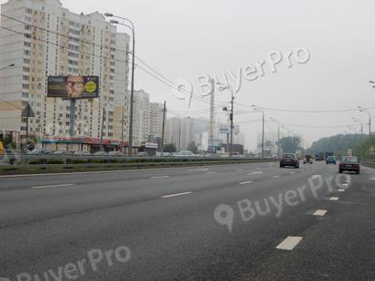 Рекламная конструкция г. Красногорск, Волоколамское ш., при движении в Москву 2000м до МКАД справа (Фото)